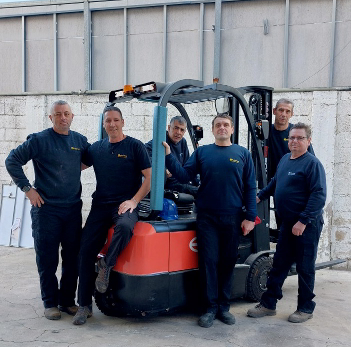 אודות אודות